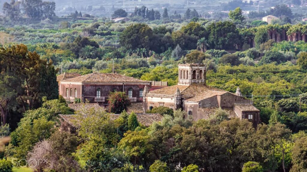 Il Castello Degli Schiavi A Fiumefreddo 2